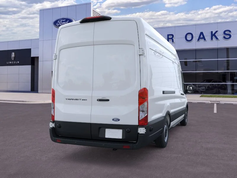 New 2026 Oxford White Ford Base image 8
