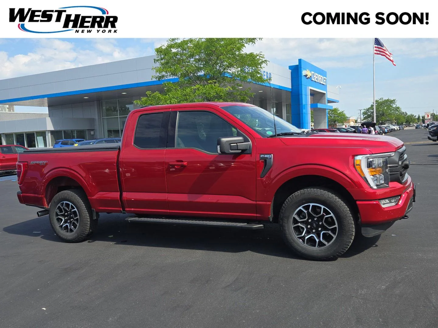 Used 2022 Rapid Red Metallic Tinted Clearcoat Ford XLT image 1