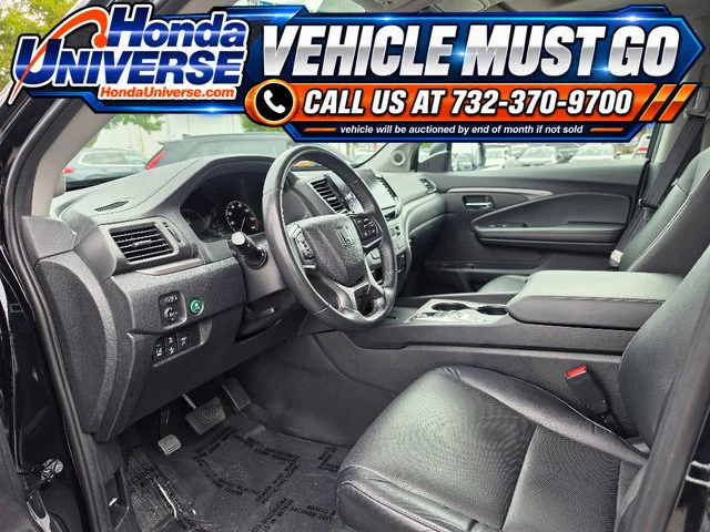 Used 2024 Crystal Black Pearl Honda RTL image 21