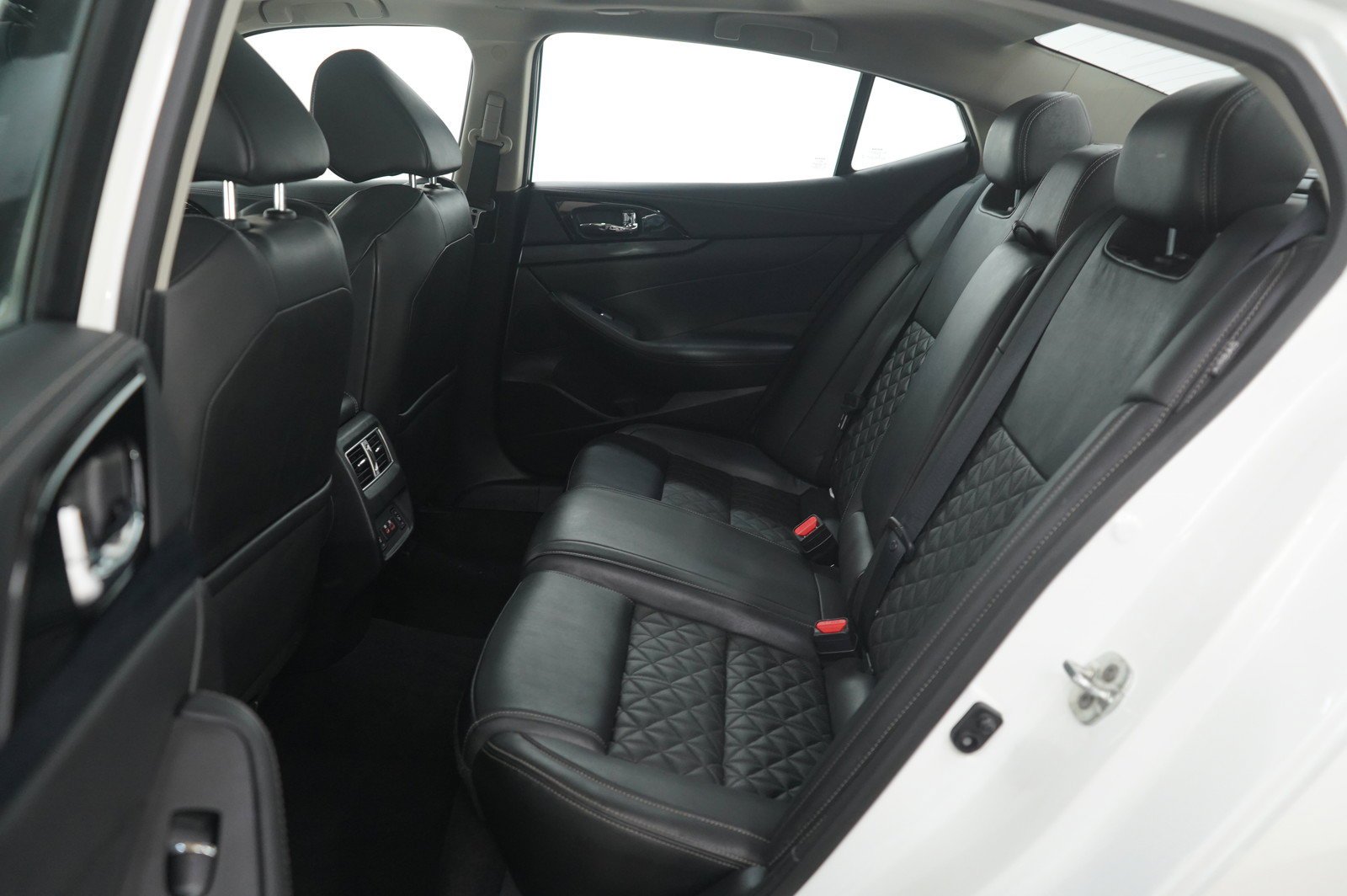 2023 Nissan Maxima Platinum - Photo 14