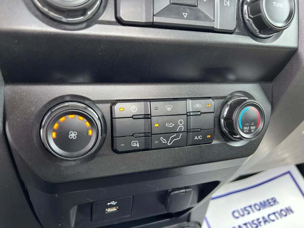 2019 Ford F-550 Super Duty Chassis Cab XL - Photo 28