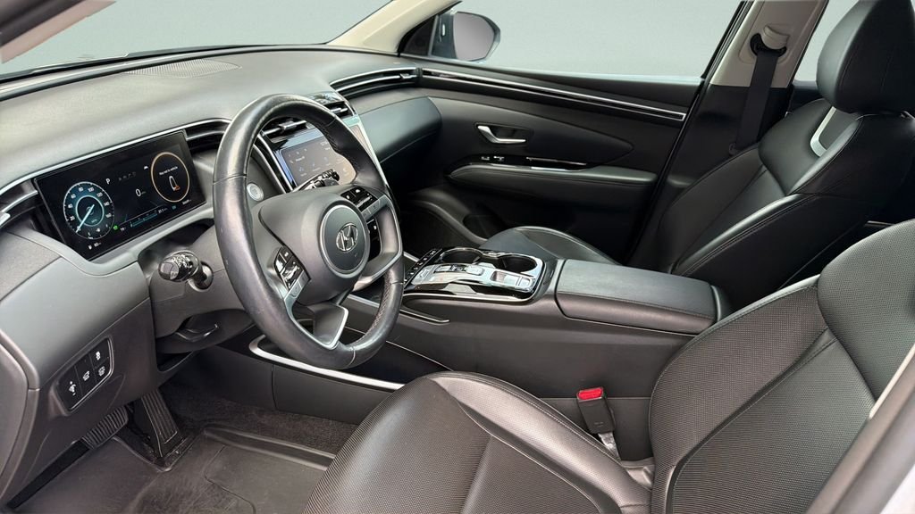 Used 2022 Silver Hyundai Limited image 30