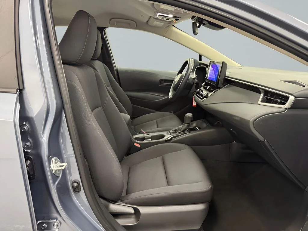 Used 2024  Toyota LE image 12