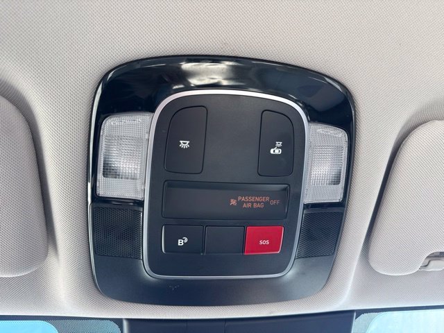 Used 2024 Red Hyundai SEL image 29