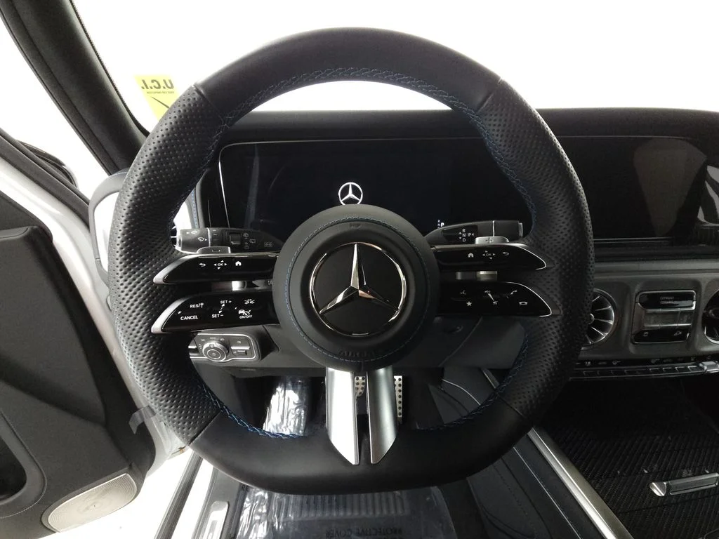 Certified Used 2025 Moonlight White Metallic Mercedes-Benz G 580 image 12
