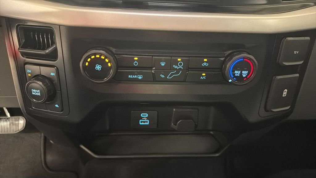 Used 2023 Gray Ford XLT image 20