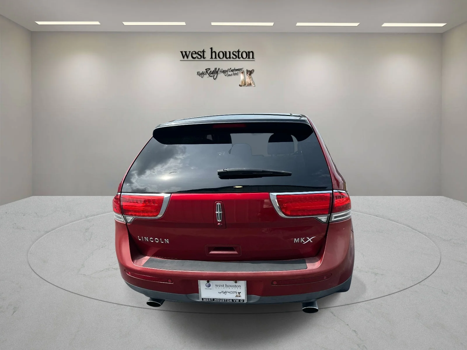 Used 2013 Red LINCOLN FWD 4dr image 7