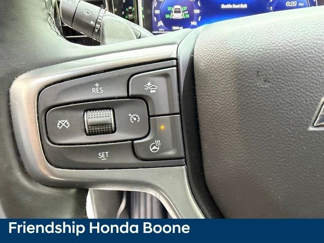 Used 2025 White Chevrolet RST image 24