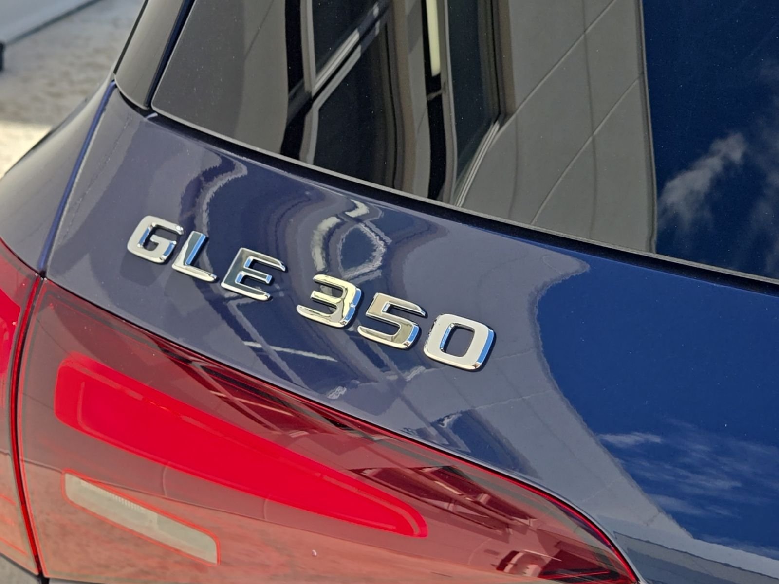 New 2026 Twilight Blue Metallic Mercedes-Benz GLE 350 image 10