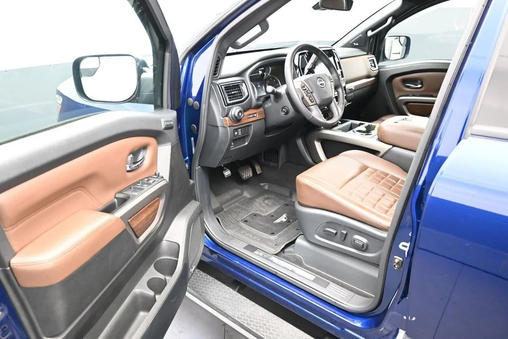 Used 2024 Blue Nissan Platinum Reserve image 21