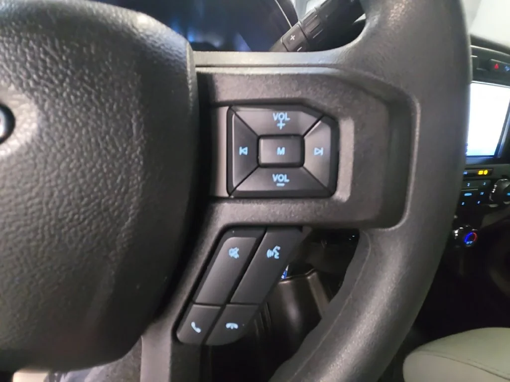 Used 2022 White Ford XL image 25