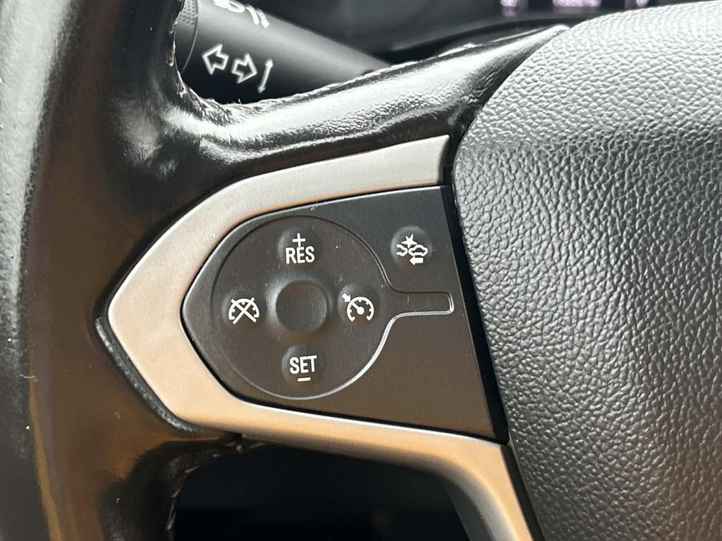 Used 2021 White Chevrolet LT image 19