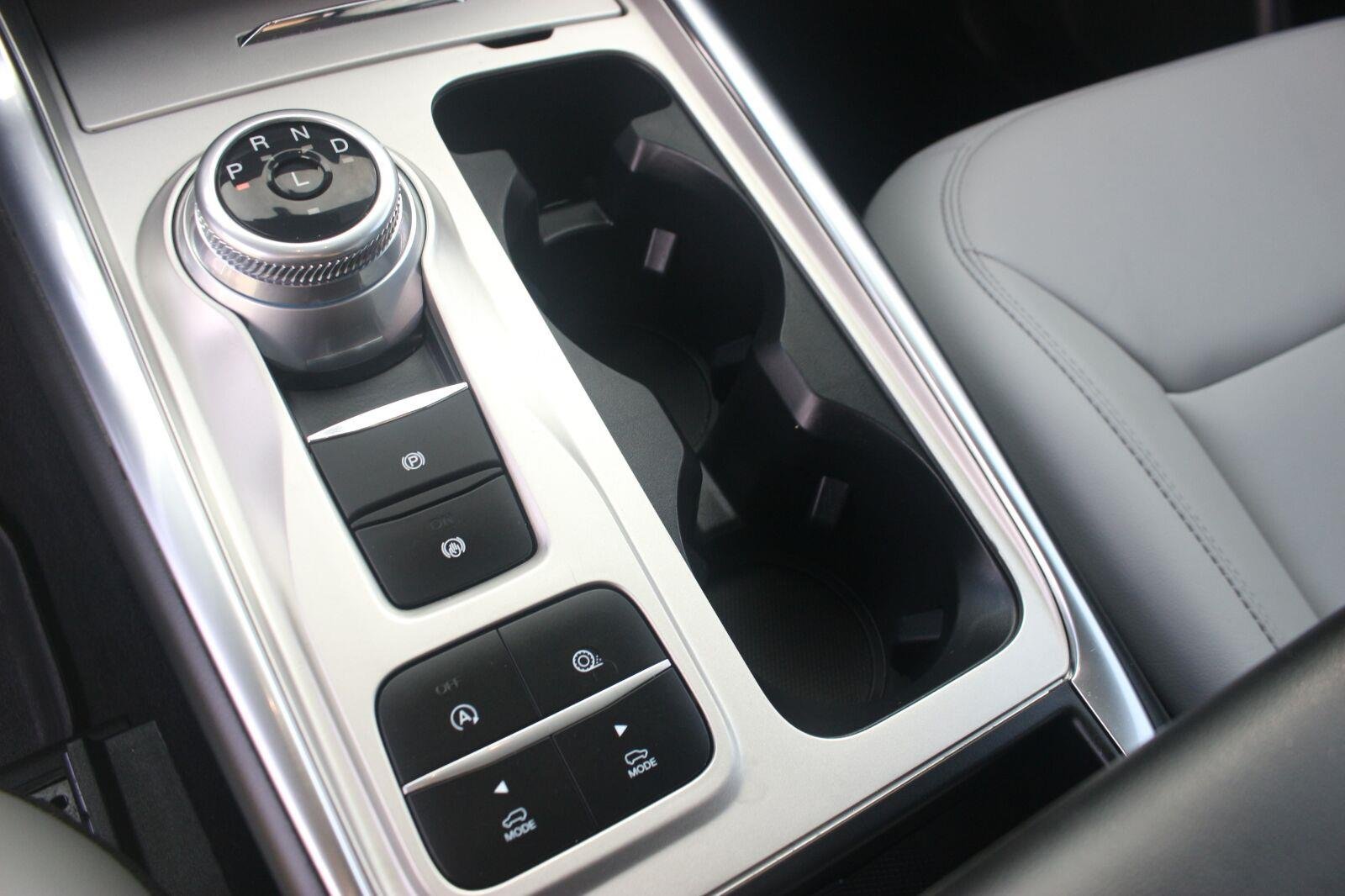 Used 2021 White Ford XLT image 23
