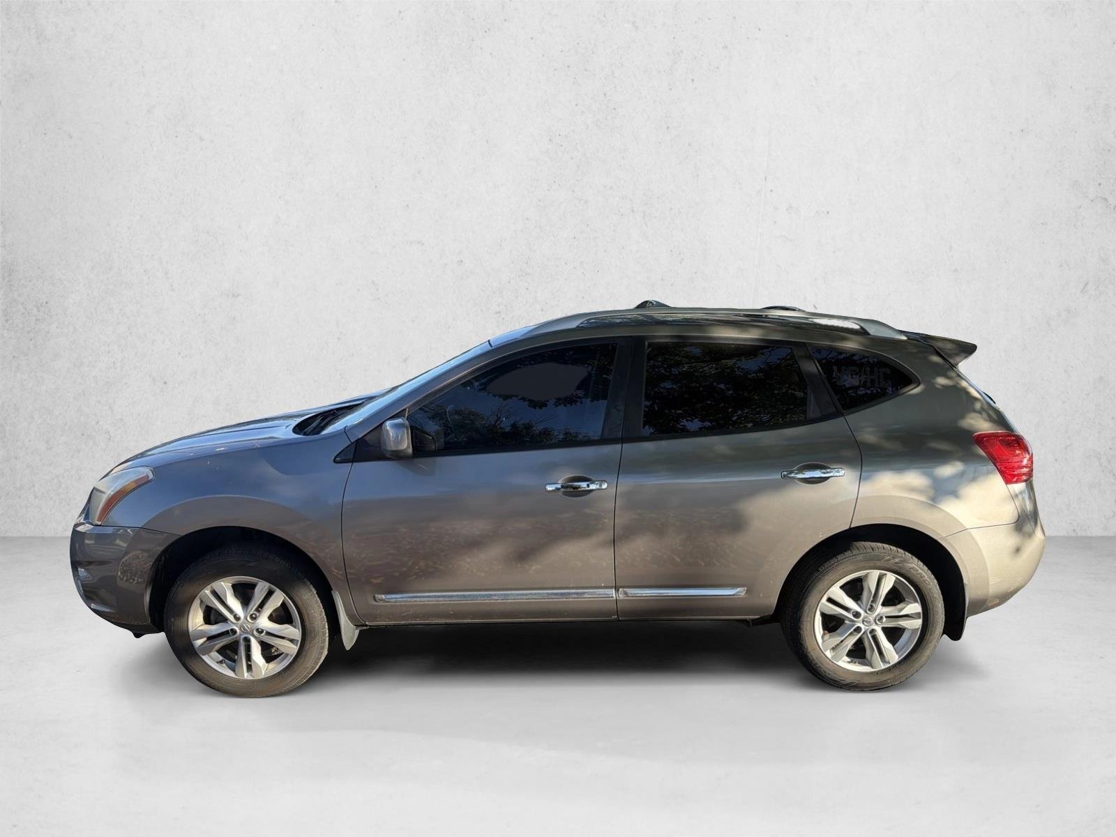 Used 2013 Nissan Rogue SV with VIN JN8AS5MV1DW646379 for sale in Centennial, CO
