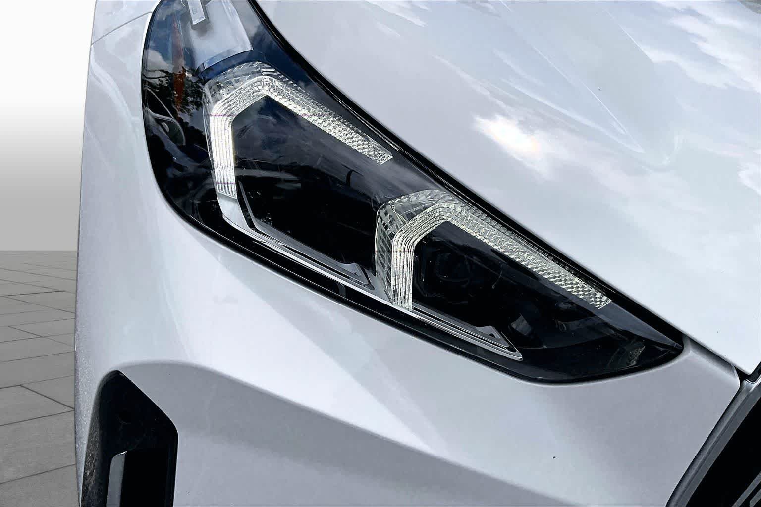 Certified Used 2023 Alpine White BMW xDrive28i image 28