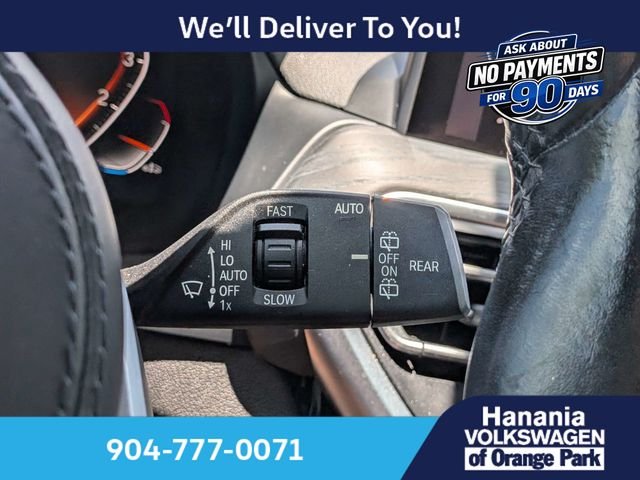 Used 2022 Gray BMW xDrive30i image 35