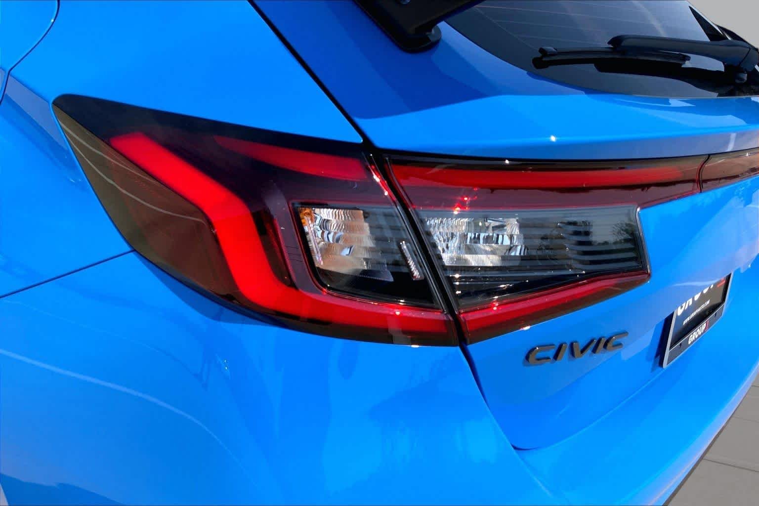 Used 2024 Boost Blue Pearl Honda  image 28