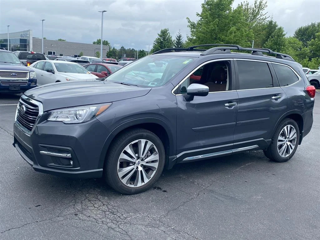 Used 2020 Magnetite Gray Metallic Subaru Touring image 7