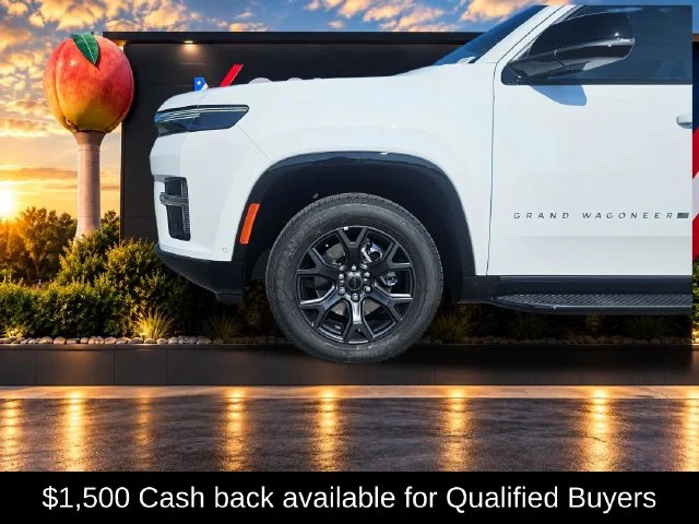 New 2026 Bright White Clear-Coat Exterior Paint Jeep Limited Altitude image 28