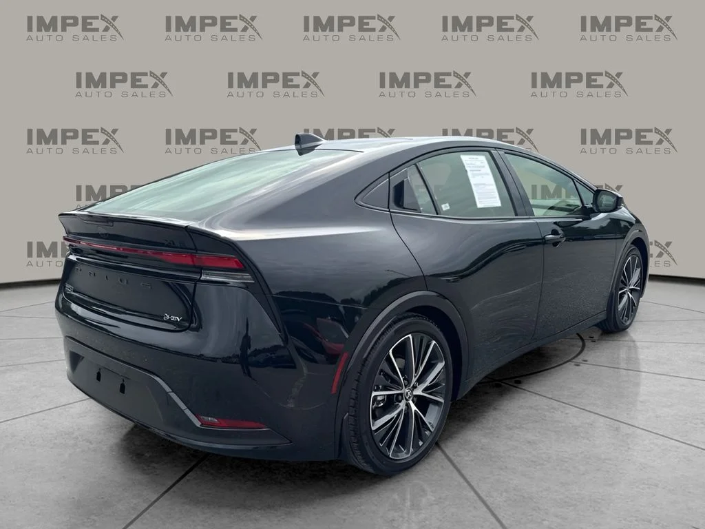 Used 2026 Blue Toyota XLE image 3