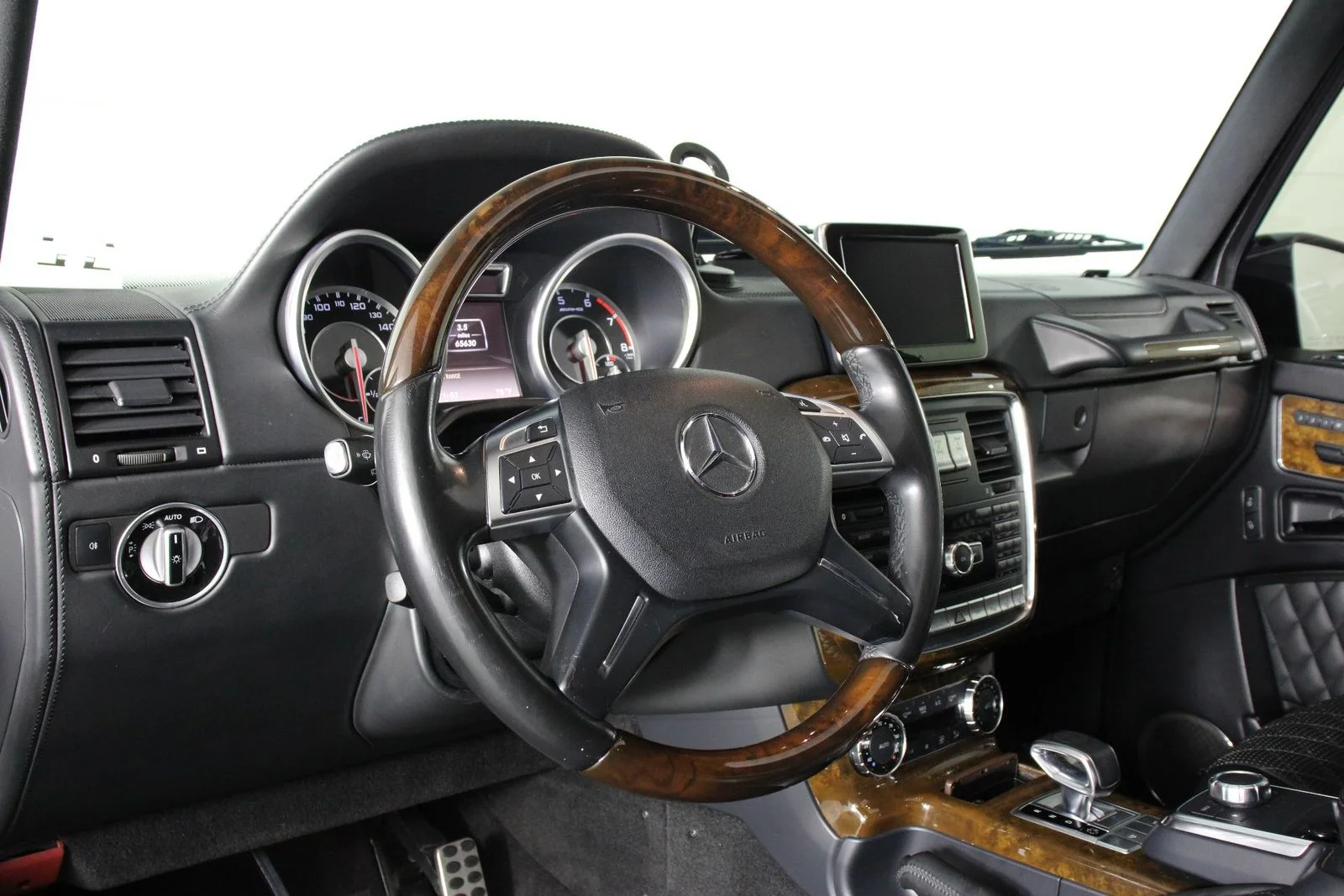 Used 2015 designo Magno Night Black Mercedes-Benz G 63 AMG® image 14