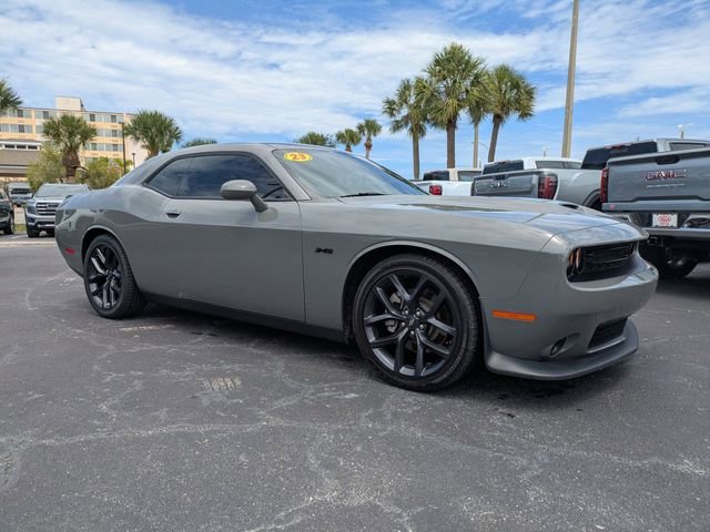 Used 2023 Destroyer Gray Clearcoat Dodge R/T image 2