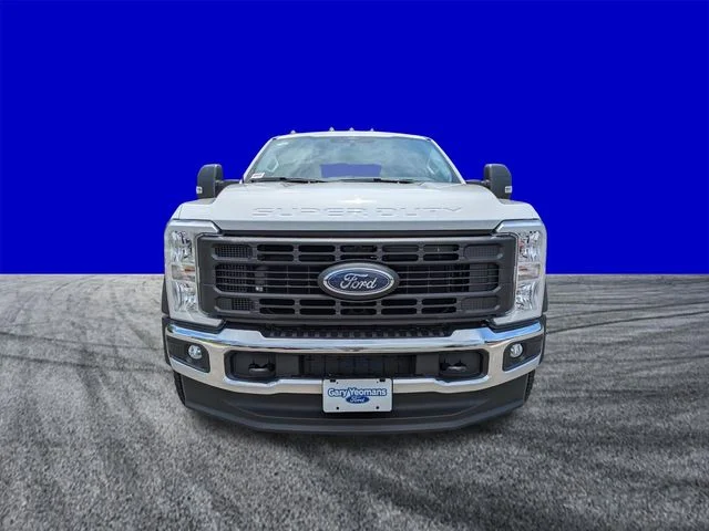 New 2026 Oxford White Ford F-450® XL image 9