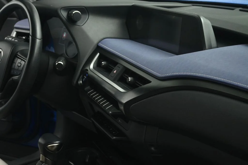 Used 2021 Blue Lexus 250h Base image 63