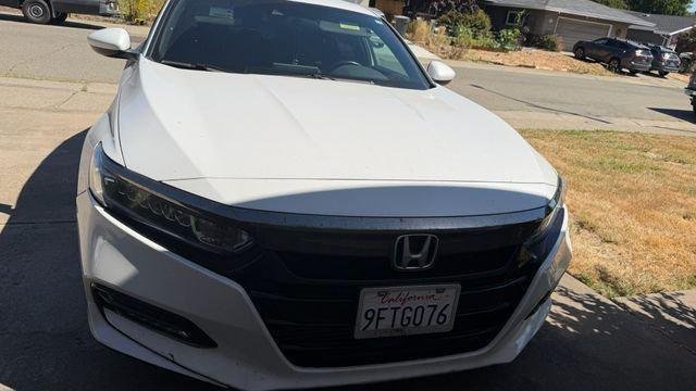 Used 2019 Platinum White Pearl Honda Sport 1.5T image 3