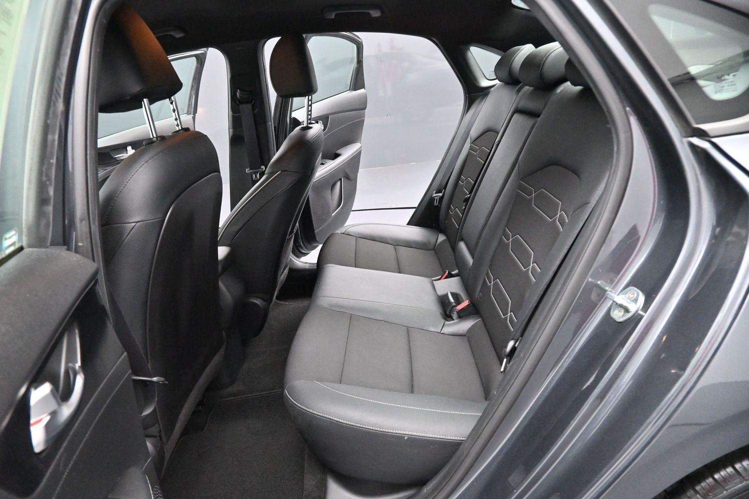 Used 2022 Gravity Gray Kia GT-Line image 27