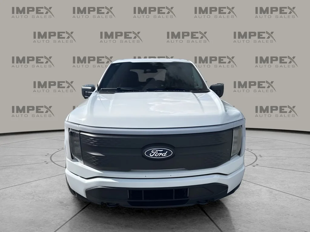 Used 2025 White Ford XLT image 9