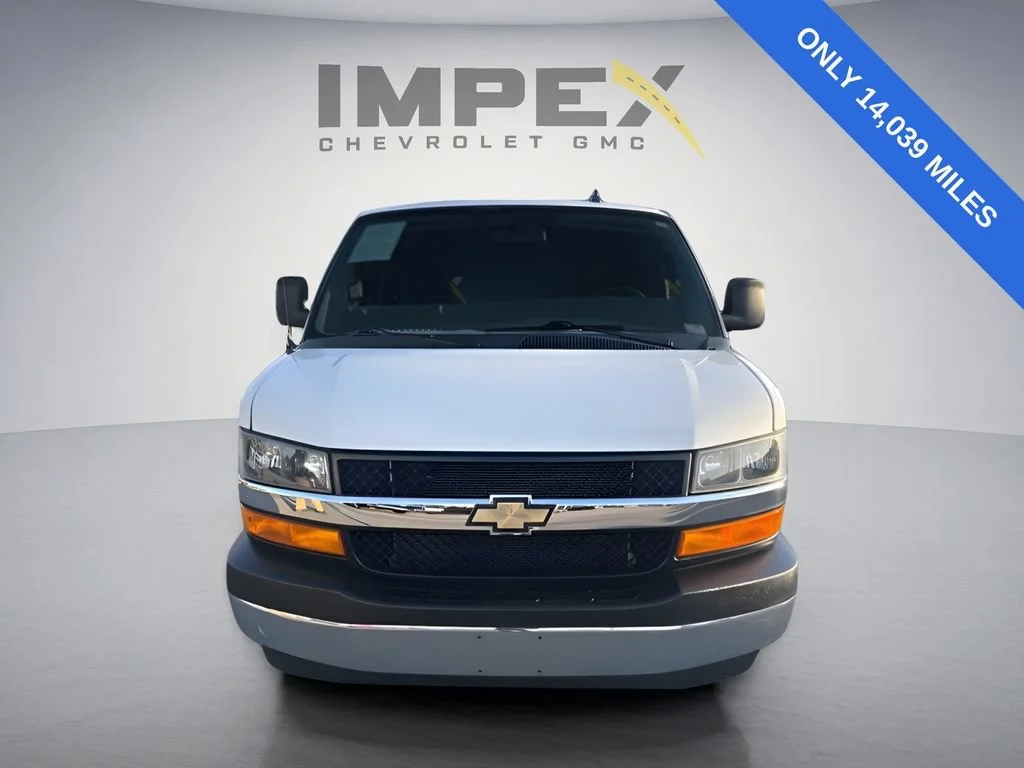 Used 2023 Summit White Chevrolet WT image 8