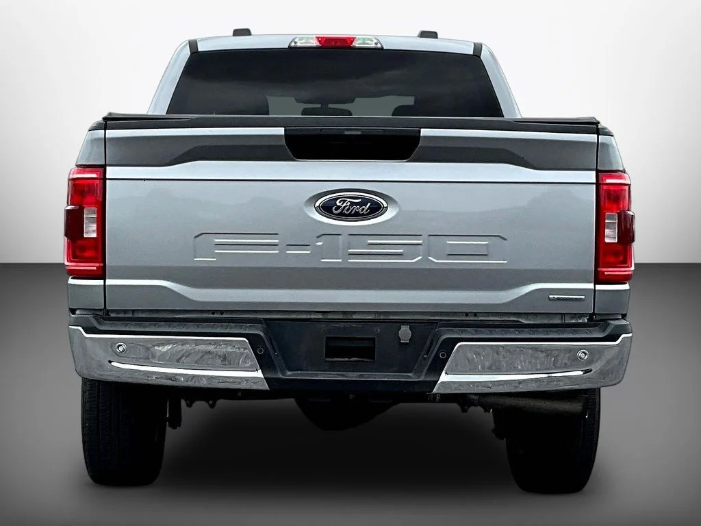 Used 2023 Silver Ford XLT image 5