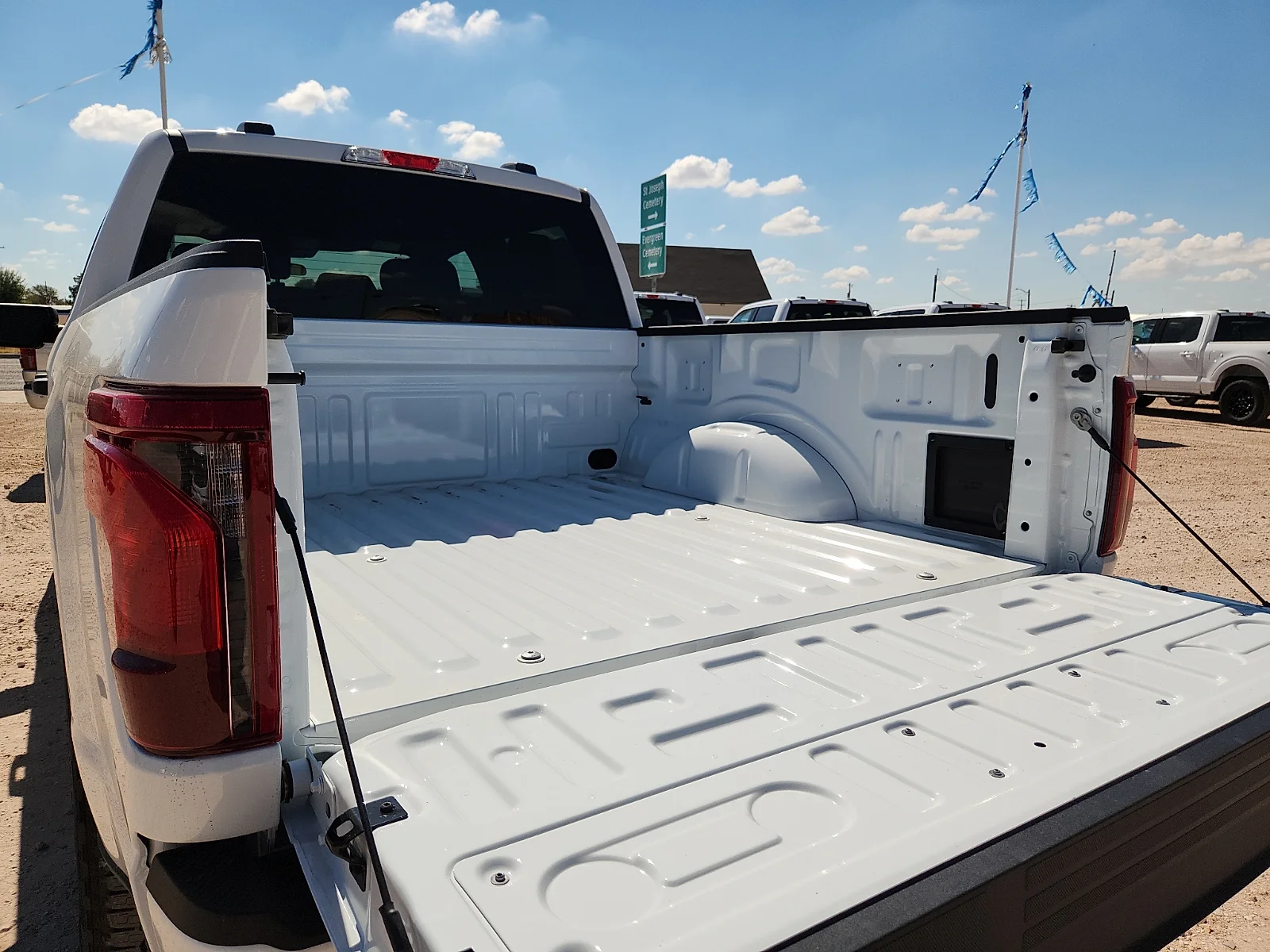 New 2026 Oxford White Ford STX image 12