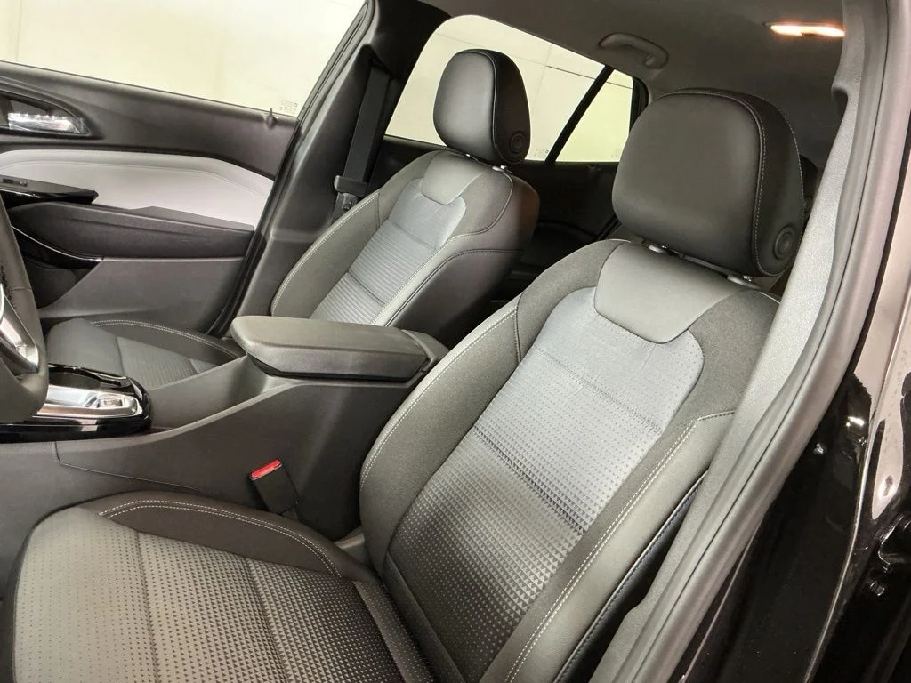 New 2026 Black Chevrolet LT image 4