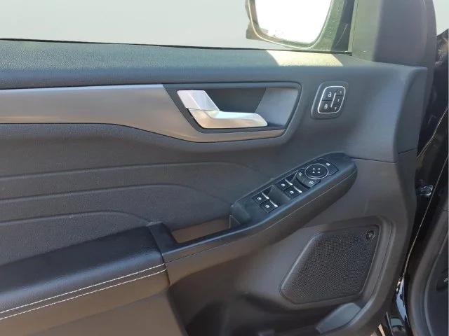 Used 2023 Black Ford Active image 9