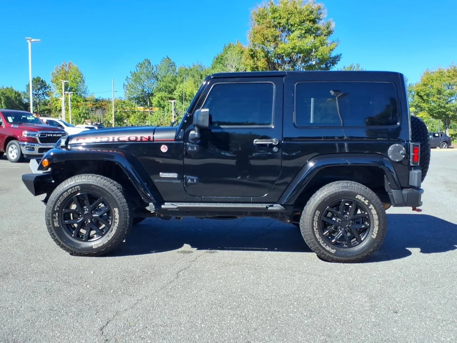 Used 2018 Black Clearcoat Jeep Rubicon Recon image 3