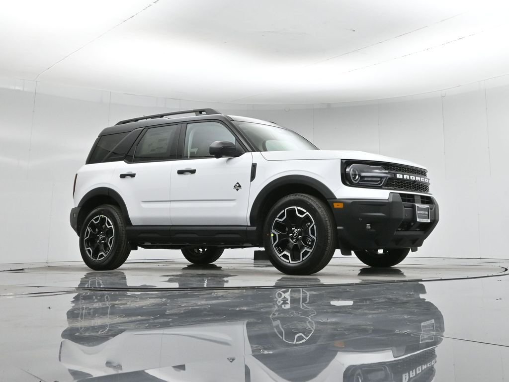 New 2026 White Ford Outer Banks image 3