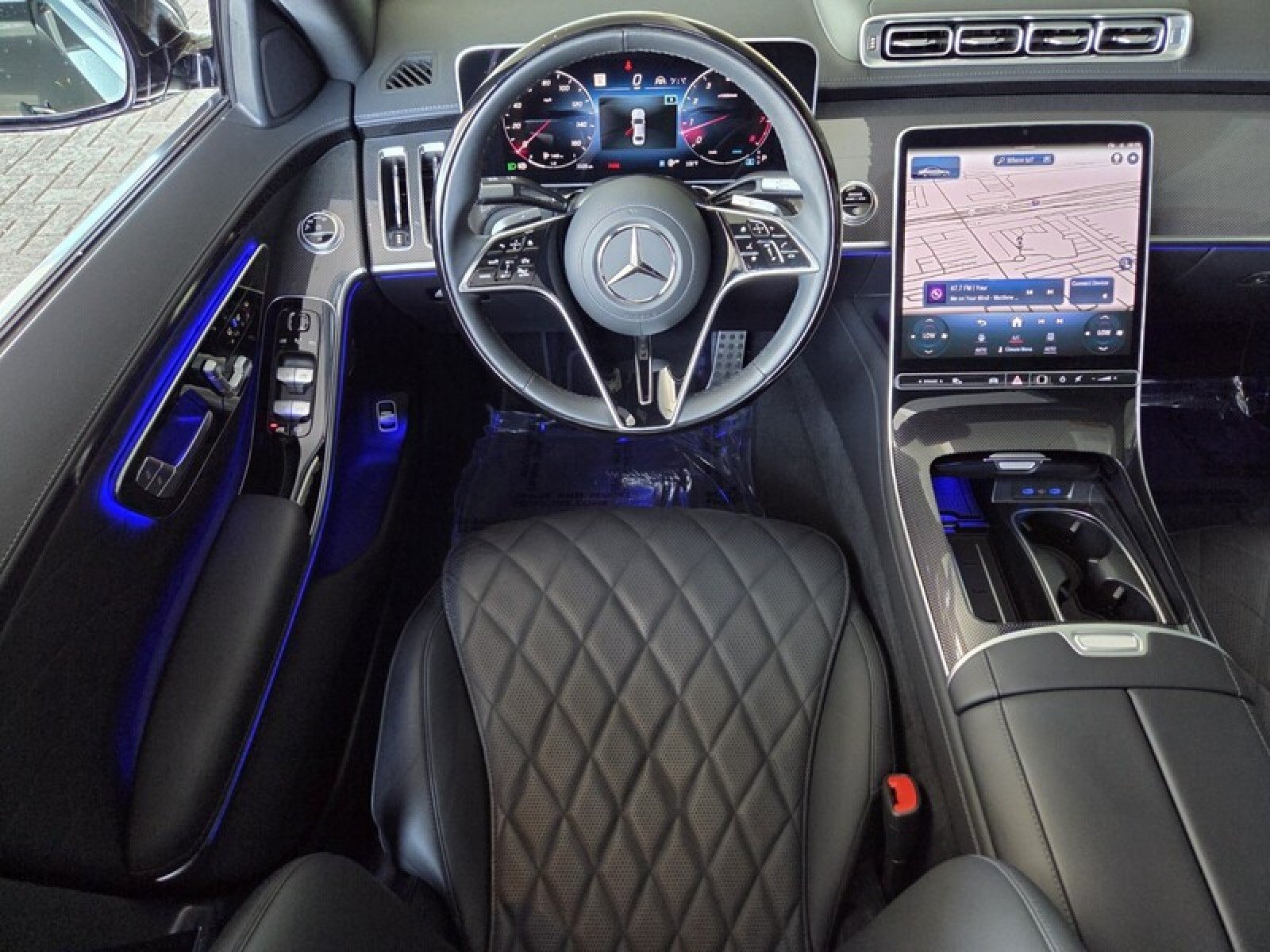 Certified Used 2025 Obsidian Black Metallic Mercedes-Benz S 500 image 16