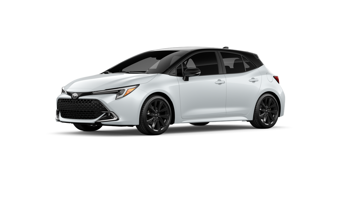 New 2027 Wind Chill Pearl with Black roof Toyota XSE image 2