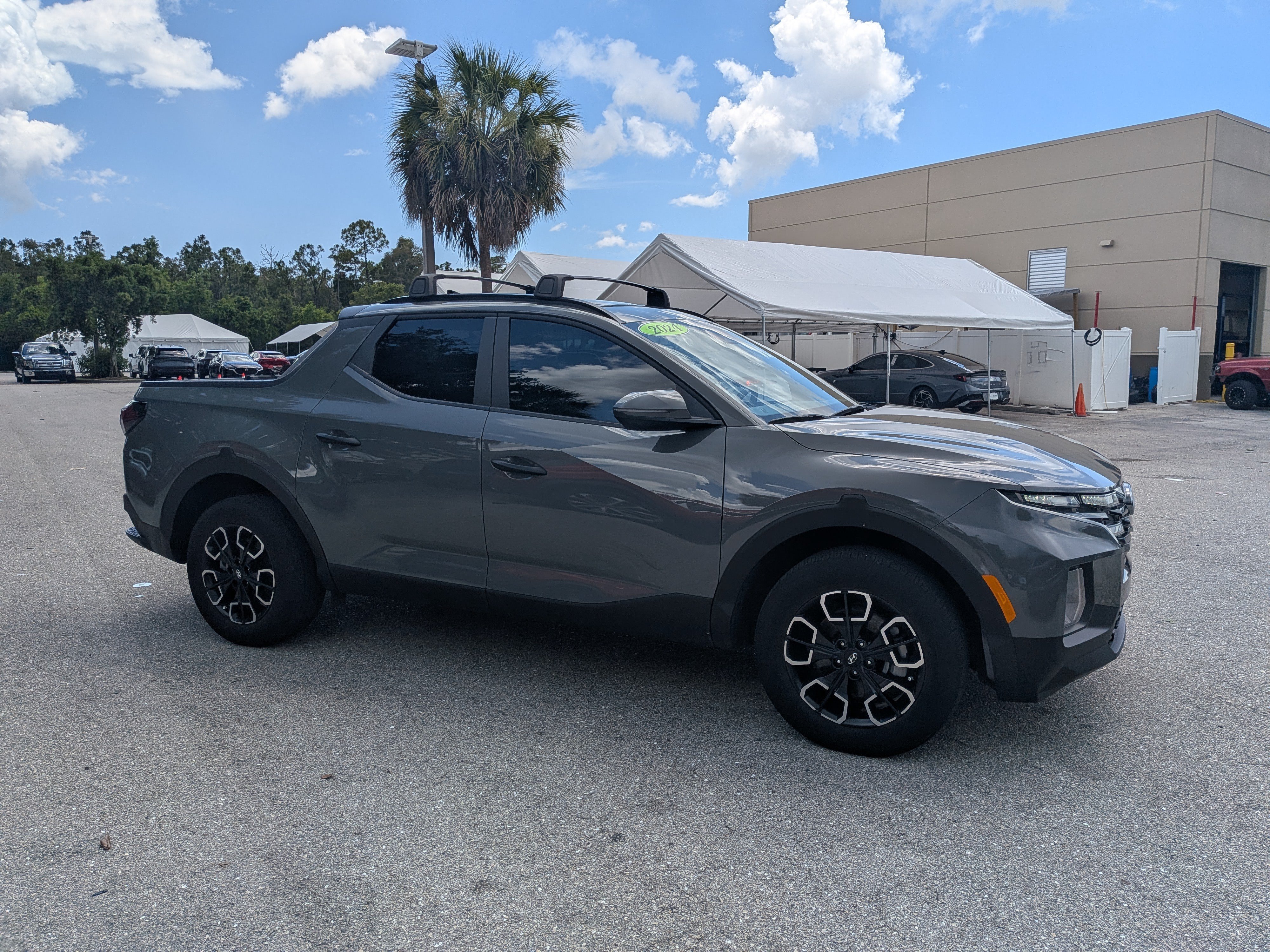 Certified Used 2024 Hampton Gray Hyundai SEL image 1