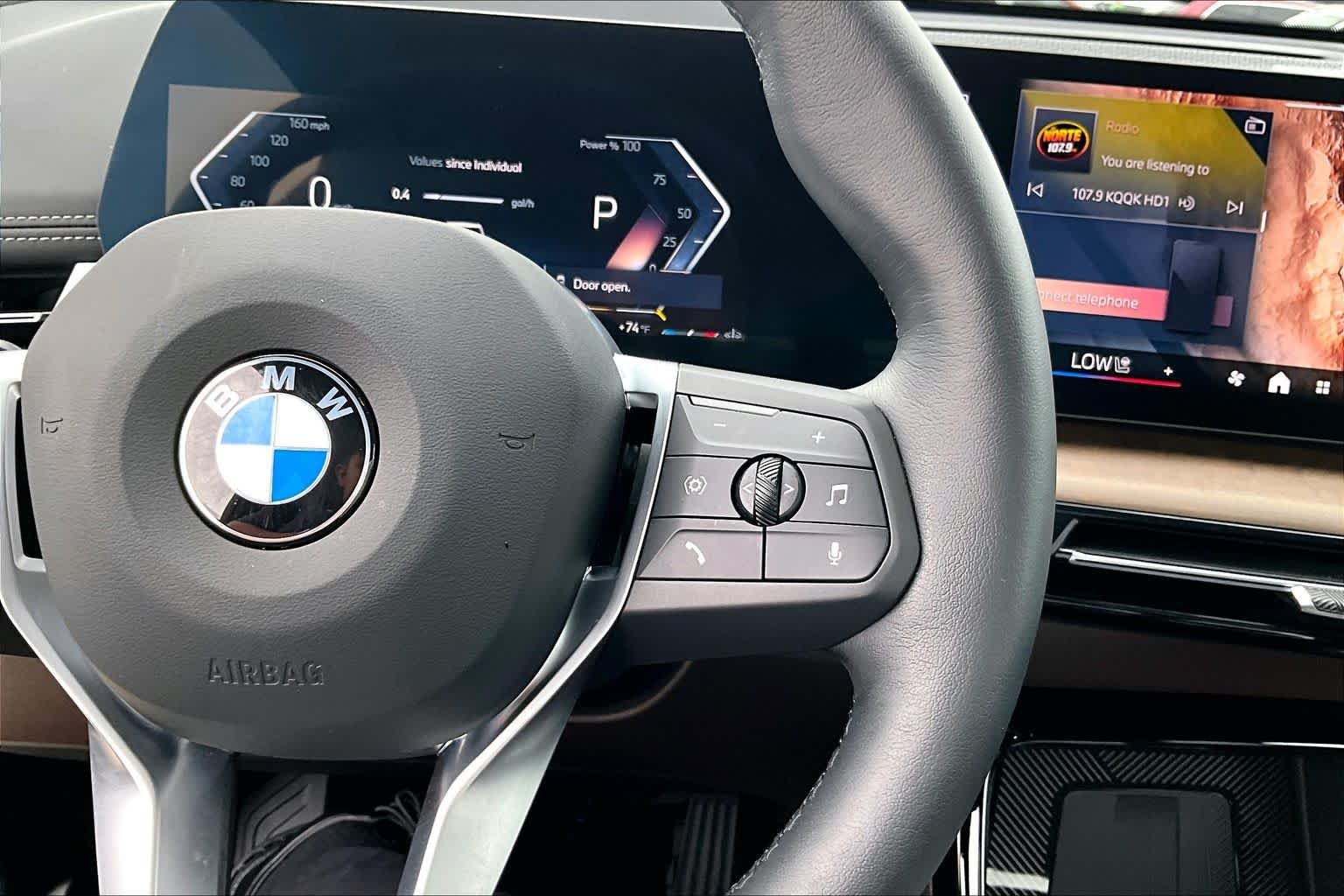 Used 2025 Mineral White Metallic BMW xDrive28i image 22