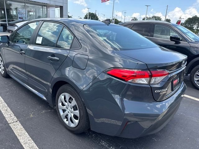 Used 2025  Toyota LE image 5