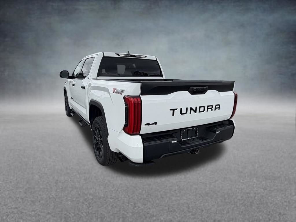 Used 2023 Ice Toyota SR5 image 3