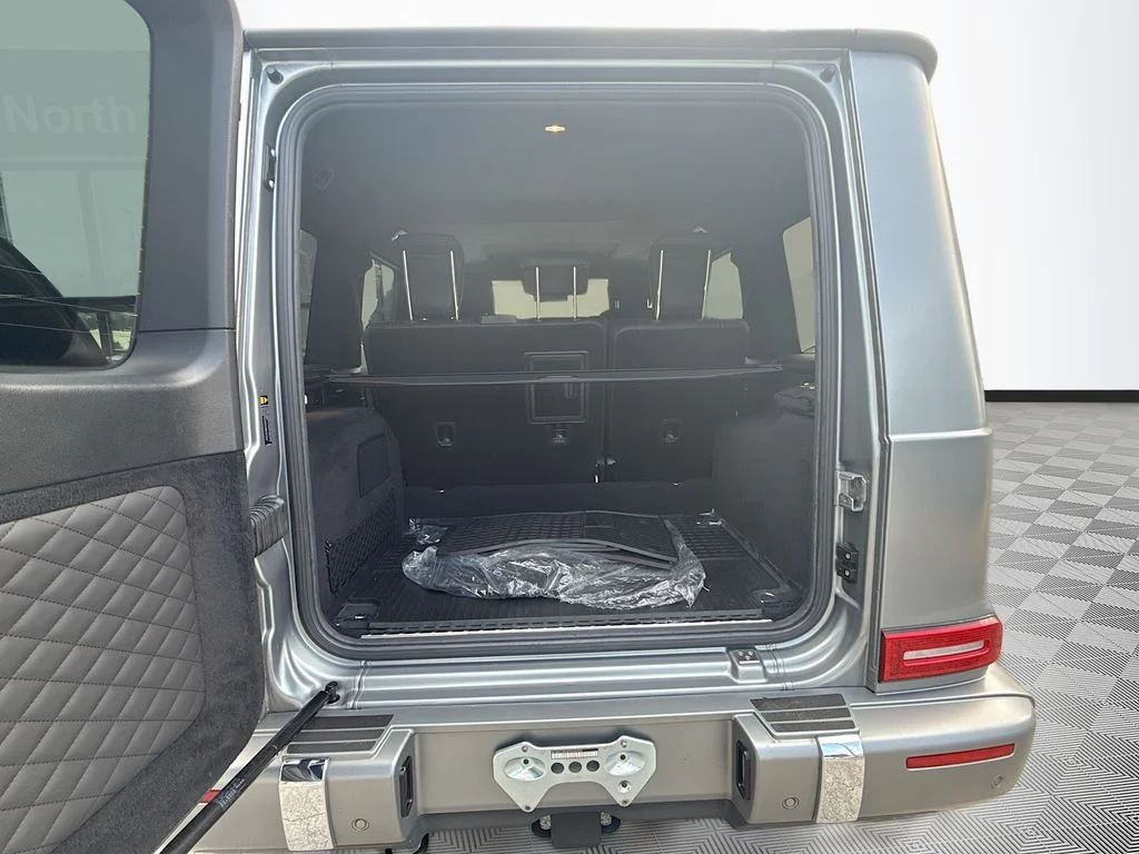Used 2023 Silver Mercedes-Benz G 550 image 29