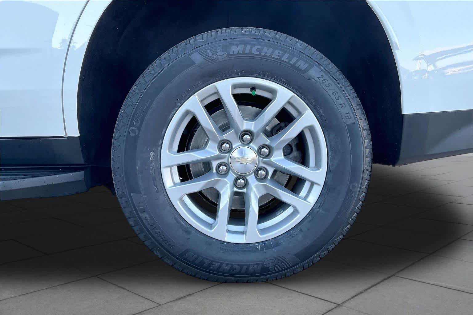 Used 2022 Summit White Chevrolet LT image 11