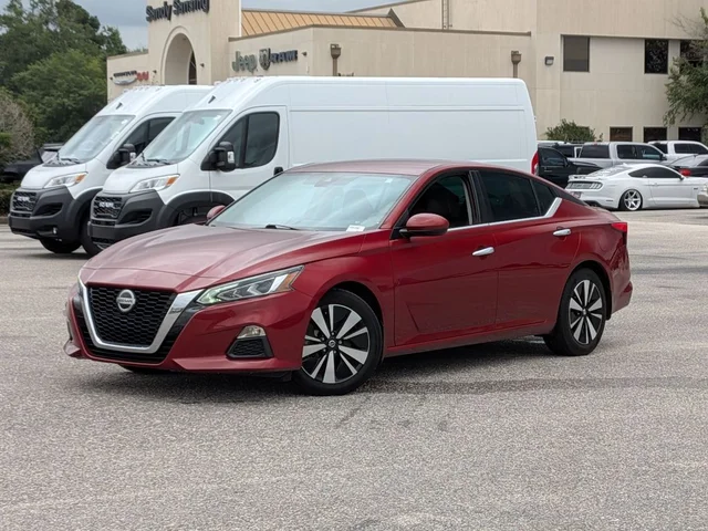 2021 Nissan Altima 2.5 SV