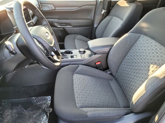 New 2025 Carbonized Gray Metallic Ford XLT image 40