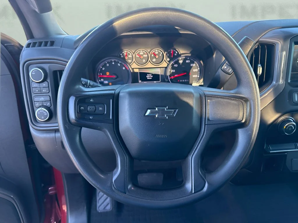 Used 2019 CAJUN RED TINTCOAT Chevrolet Custom image 11