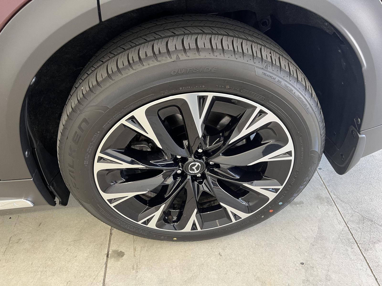2026 Mazda CX-90 Premium Plus Package - Photo 10